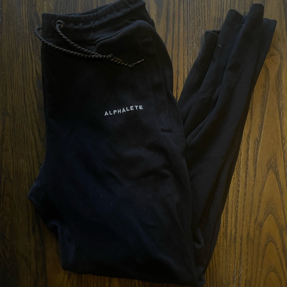 alphalete joggers